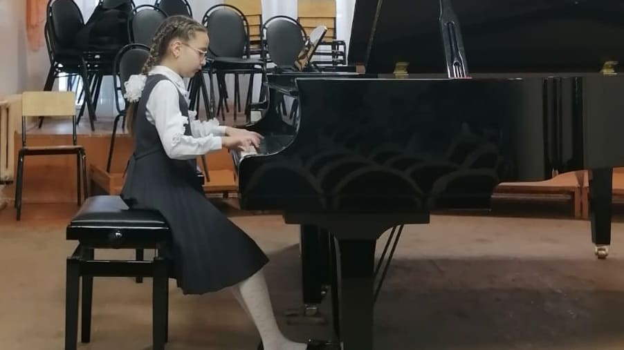 Екатерина Гусятниченко, 5 класс